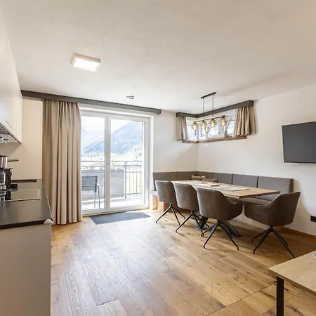 Zugspitz Suites Lermoos By Alps Resorts Exterior photo